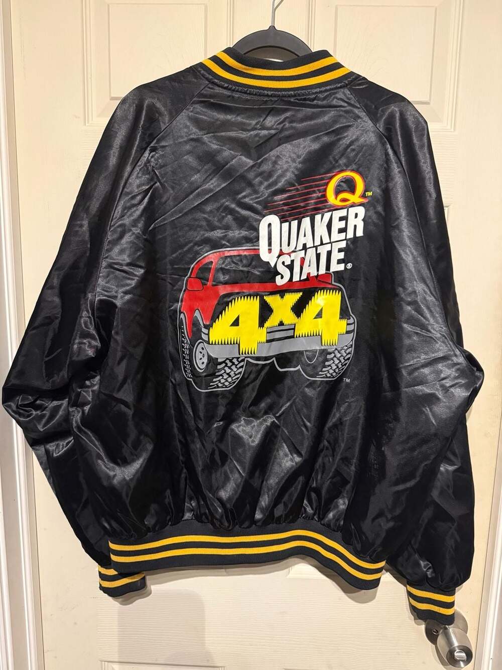 MV Sport Quaker State 4X4 Vintage Satin Bomber Jacket XXLarge Black